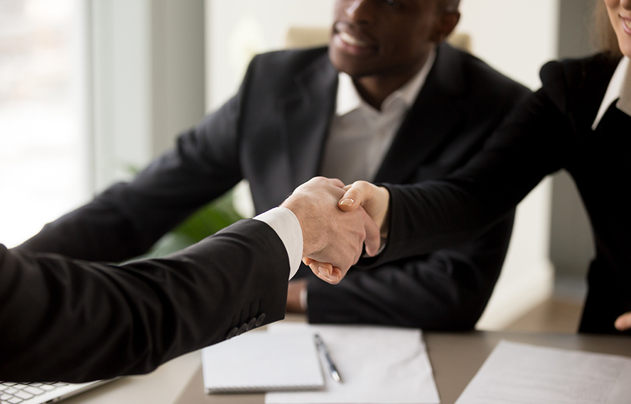 <div>Signing the agreement</div> 